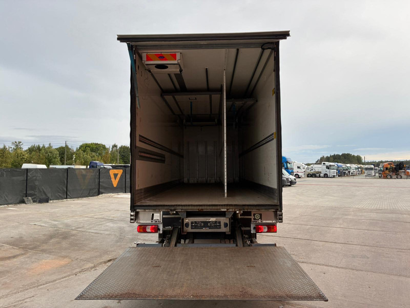 Mercedes-Benz Antos 1935 4x2 CARRIER SUPRA 1250 Mt / BOX L=8674 mm leasing Mercedes-Benz Antos 1935 4x2 CARRIER SUPRA 1250 Mt / BOX L=8674 mm: picture 11 Mercedes-Benz Antos 1935 4x2 CARRIER SUPRA 1250 Mt / BOX L=8674 mm leasing Mercedes-Benz Antos 1935 4x2 CARRIER SUPRA 1250 Mt / BOX L=8674 mm: picture 11