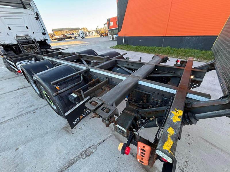 Cab chassis truck Mercedes-Benz Antos 2545 6x2 RETARDER / CHASSIS L=7812 mm: picture 13