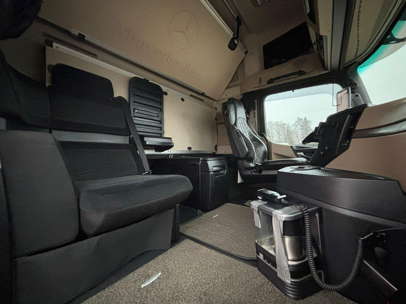 Tractor unit Mercedes-Benz Actros 2653 6x2 GIGASPACE / CAM MIRRORS / RETARDER / DOUBLE BOGIE: picture 20