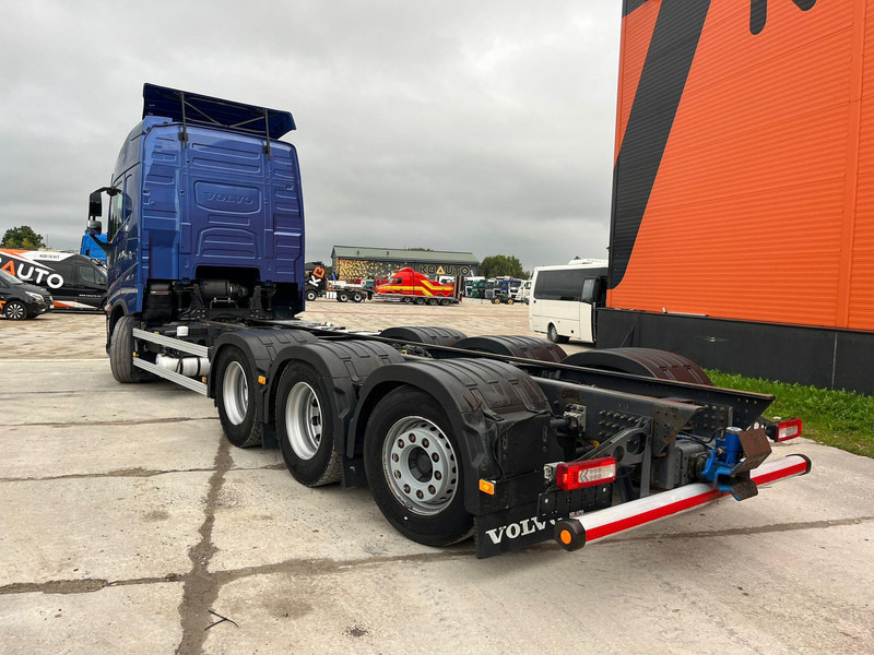 Cab chassis truck Volvo FH 500 8x4*4 GLOBE XL / RETARDER / CHASSIS L=7589 mm: picture 7