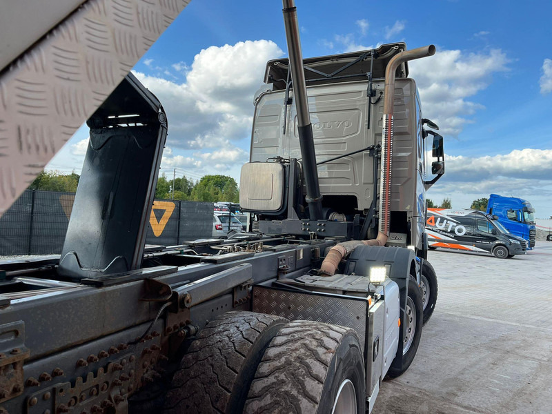 Volvo FH 540 8x4 HYDRAULIC TENT / RETARDER / TANDEM AXLE LIFT leasing Volvo FH 540 8x4 HYDRAULIC TENT / RETARDER / TANDEM AXLE LIFT: picture 15