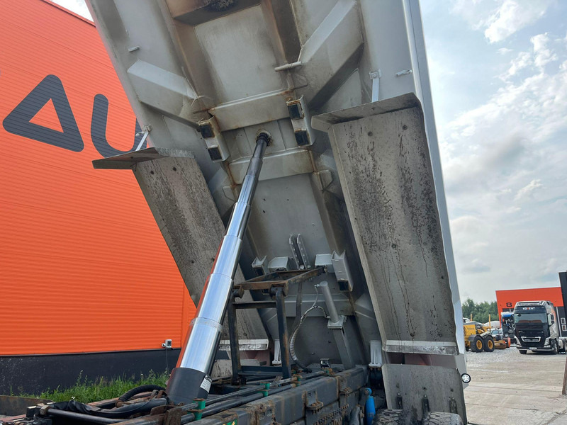 Volvo FH 540 RETARDER / BIG AXLES / TANDEM AXLE LIFT / BOX L=4523 leasing Volvo FH 540 RETARDER / BIG AXLES / TANDEM AXLE LIFT / BOX L=4523: picture 15