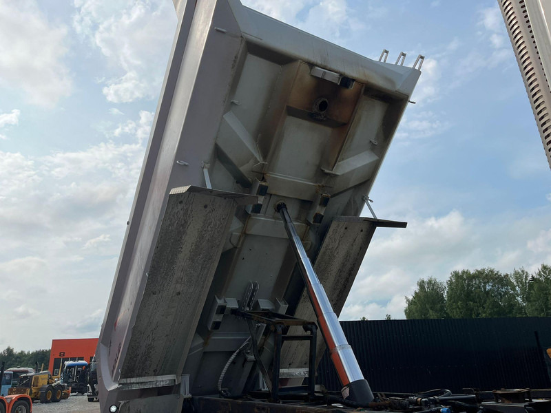 Volvo FH 540 RETARDER / BIG AXLES / TANDEM AXLE LIFT / BOX L=4523 leasing Volvo FH 540 RETARDER / BIG AXLES / TANDEM AXLE LIFT / BOX L=4523: picture 14