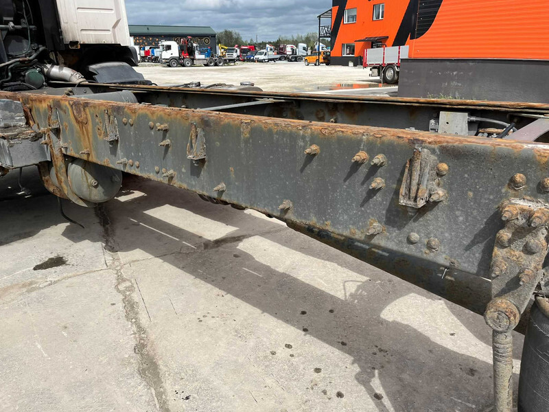 Cab chassis truck Volvo FM 9 300 6x2 CHASSIS L=8779 mm: picture 12 Cab chassis truck Volvo FM 9 300 6x2 CHASSIS L=8779 mm: picture 12