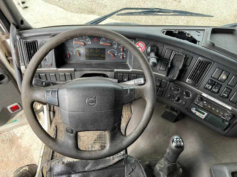Cab chassis truck Volvo FM 9 300 6x2 CHASSIS L=8779 mm: picture 16 Cab chassis truck Volvo FM 9 300 6x2 CHASSIS L=8779 mm: picture 16