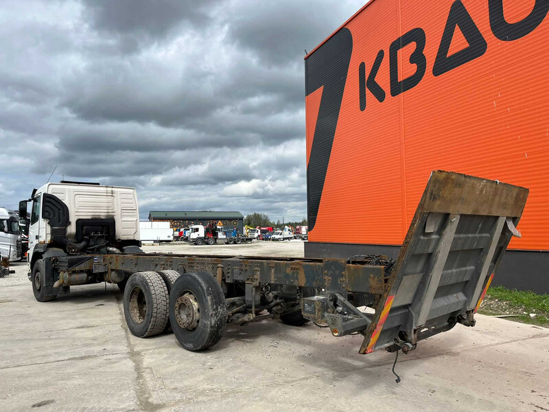 Cab chassis truck Volvo FM 9 300 6x2 CHASSIS L=8779 mm: picture 8 Cab chassis truck Volvo FM 9 300 6x2 CHASSIS L=8779 mm: picture 8