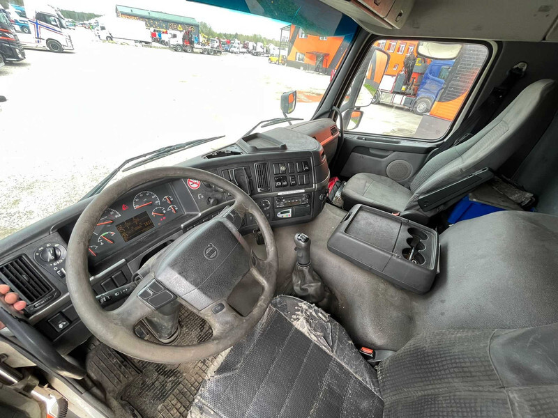 Cab chassis truck Volvo FM 9 300 6x2 CHASSIS L=8779 mm: picture 20 Cab chassis truck Volvo FM 9 300 6x2 CHASSIS L=8779 mm: picture 20