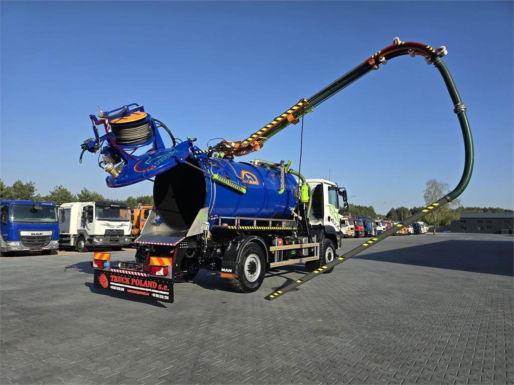 MAN TGM 4x4 GAMON PW8 for collecting liquid waste sepa - Vacuum truck: picture 1 MAN TGM 4x4 GAMON PW8 for collecting liquid waste sepa - Vacuum truck: picture 1