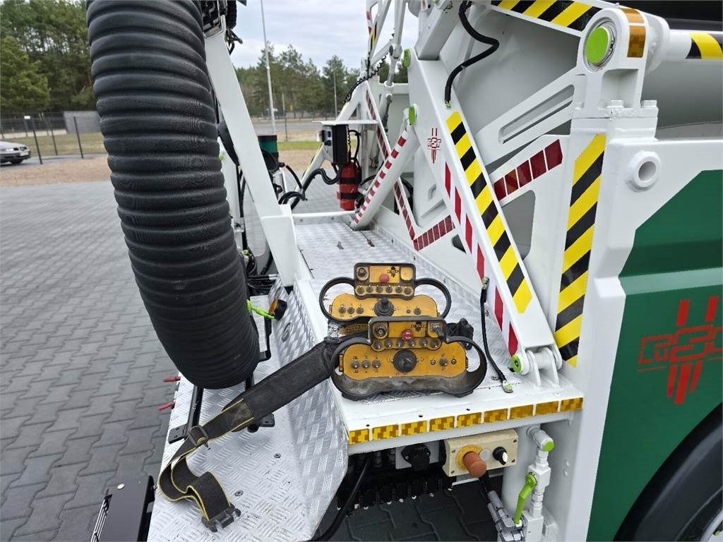 Mitsubishi CANTER odkurzacz koparka ssąca Saugbagger CITY SAU leasing Mitsubishi CANTER odkurzacz koparka ssąca Saugbagger CITY SAU: picture 22