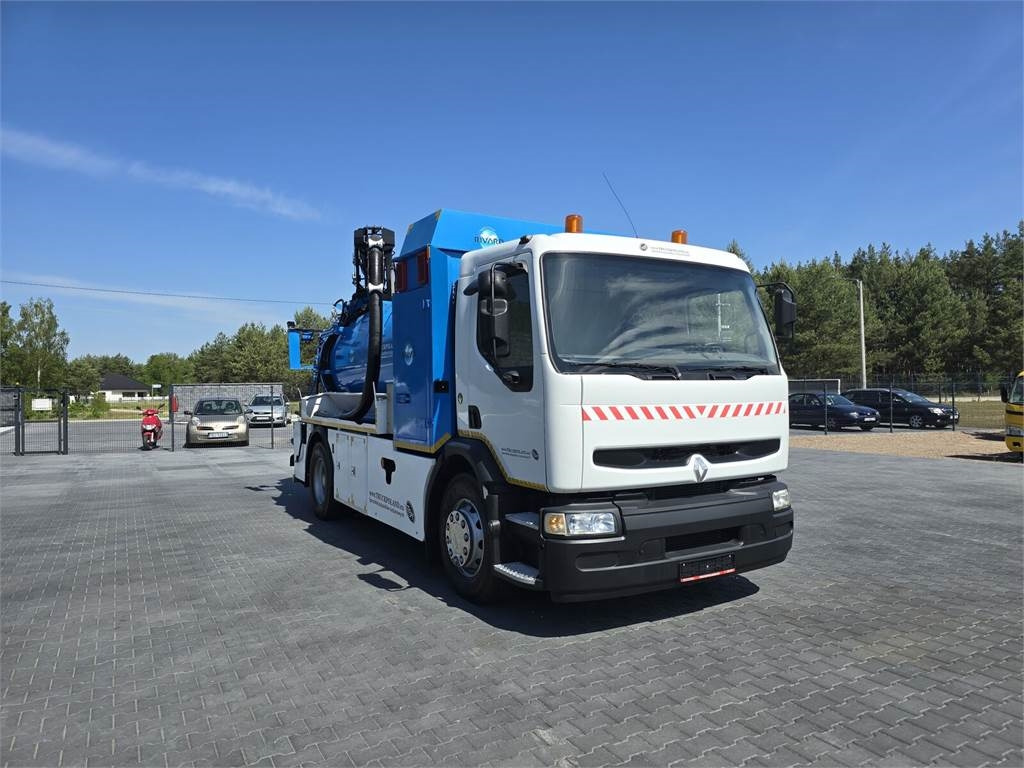 Renault 4x2 WUKO RIVARD for collecting liquid waste - Municipal/ Special vehicle: picture 2 Renault 4x2 WUKO RIVARD for collecting liquid waste - Municipal/ Special vehicle: picture 2