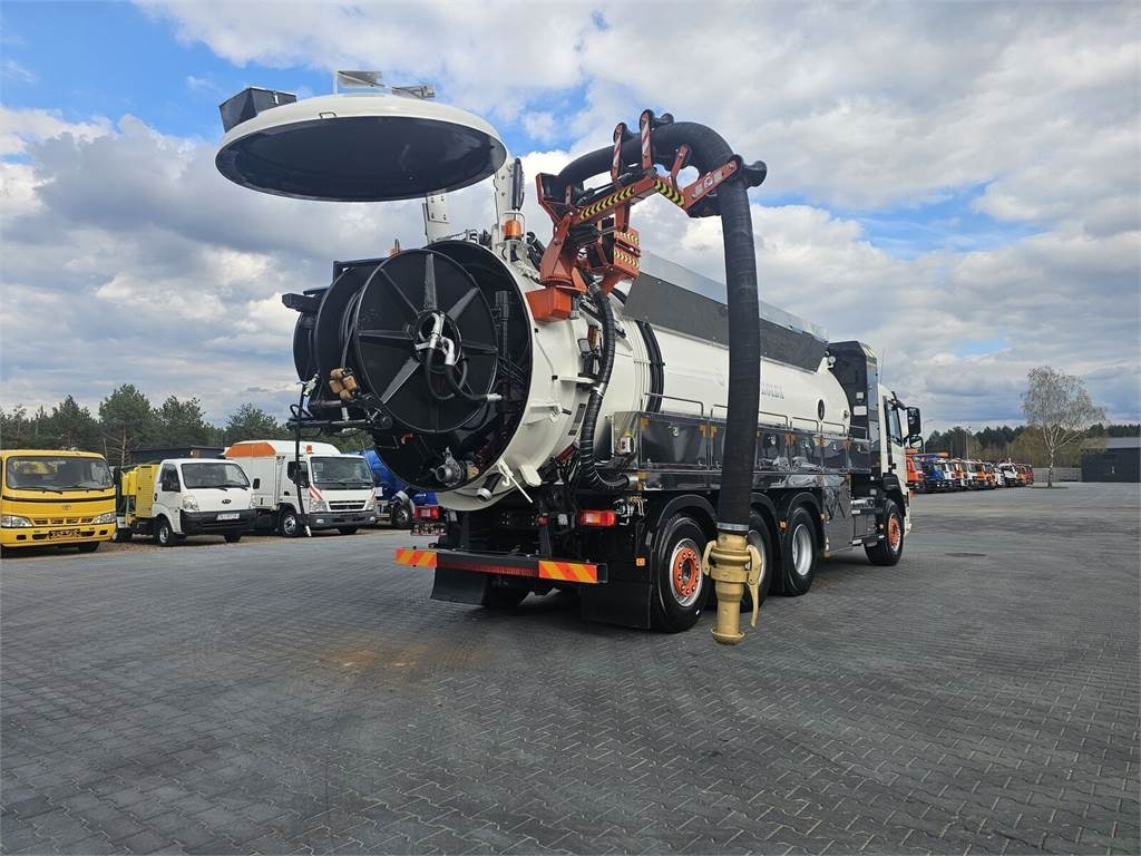 Volvo WUKO ADR ROLBA FOR CLEANING CHANNELS COMBI  leasing Volvo WUKO ADR ROLBA FOR CLEANING CHANNELS COMBI: picture 22