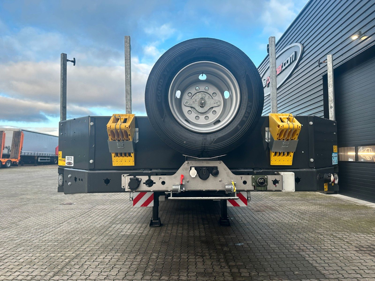 Faymonville 4 achs Multimax L-AUMV / Hydr. Verbreiterung - Low loader semi-trailer: picture 4 Faymonville 4 achs Multimax L-AUMV / Hydr. Verbreiterung - Low loader semi-trailer: picture 4