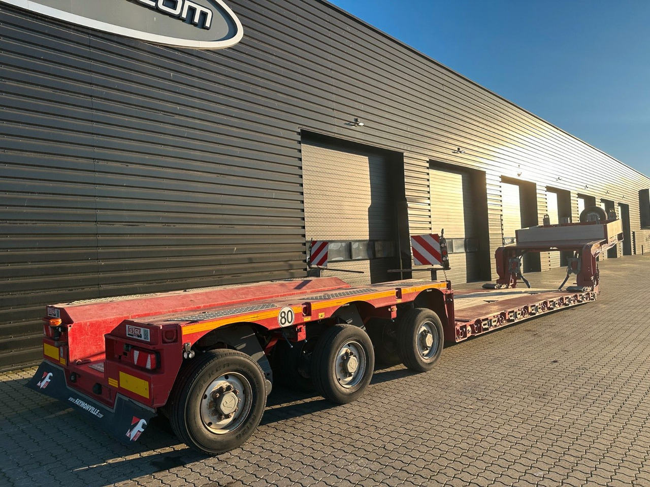 Faymonville Megamax 3 achs tiefbett / 3 x 12.000 kg Pendel - Low loader semi-trailer: picture 2 Faymonville Megamax 3 achs tiefbett / 3 x 12.000 kg Pendel - Low loader semi-trailer: picture 2