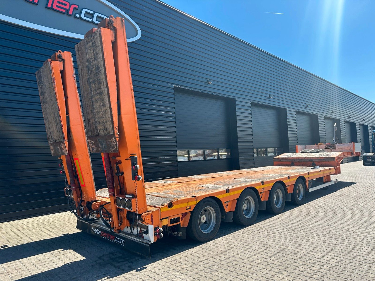 Faymonville Multimax 4 achs tieflader / Hydr. verbretiterung Faymonville Multimax 4 achs tieflader / Hydr. verbretiterung - Low loader semi-trailer: picture 2 Faymonville Multimax 4 achs tieflader / Hydr. verbretiterung Faymonville Multimax 4 achs tieflader / Hydr. verbretiterung - Low loader semi-trailer: picture 2