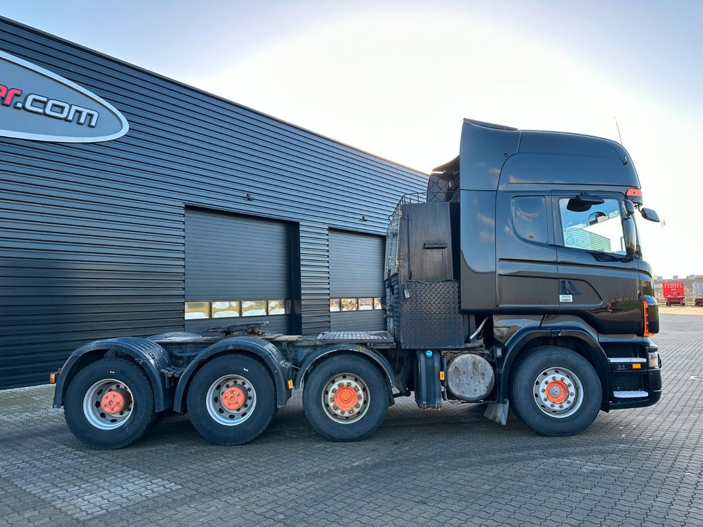 Scania R620 8x4 Scania R620 8x4 - Tractor unit: picture 2 Scania R620 8x4 Scania R620 8x4 - Tractor unit: picture 2