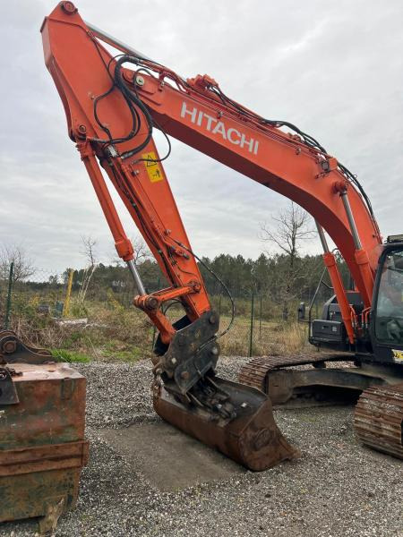 Hitachi ZX210LC 6 - Crawler excavator: picture 2 Hitachi ZX210LC 6 - Crawler excavator: picture 2