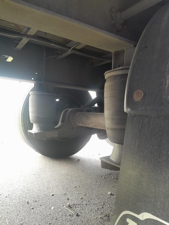 Curtainsider semi-trailer Samro PLSC: picture 8