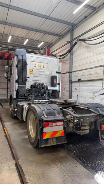 Volvo FH 500 leasing Volvo FH 500: picture 6 Volvo FH 500 leasing Volvo FH 500: picture 6