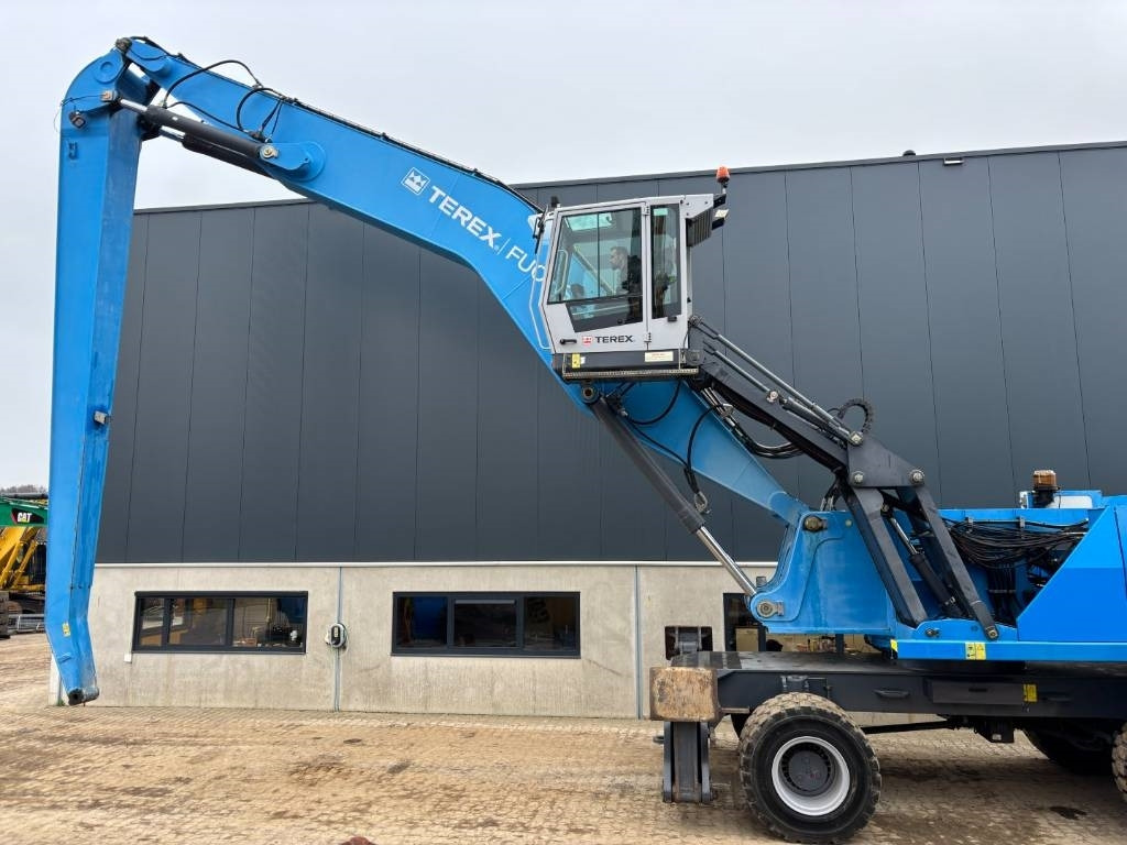 Fuchs MHL 380 -- only 6650 real working hours - Waste/ Industry handler: picture 4 Fuchs MHL 380 -- only 6650 real working hours - Waste/ Industry handler: picture 4