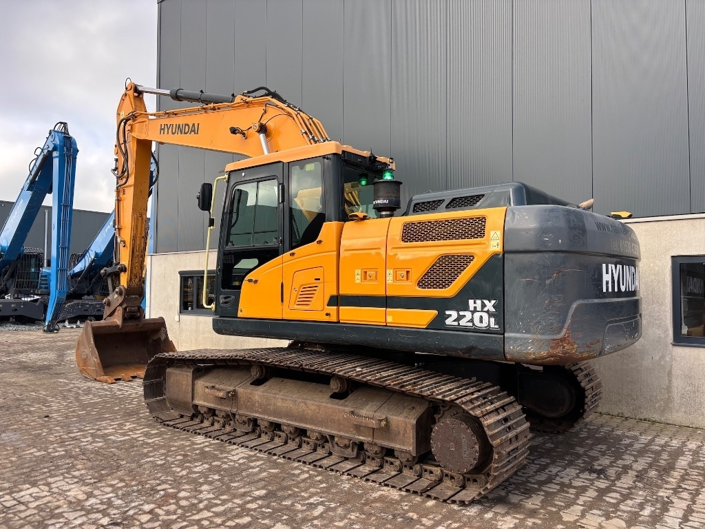 Hyundai HX 220 L - HX 220 - HX220L - Crawler excavator: picture 3 Hyundai HX 220 L - HX 220 - HX220L - Crawler excavator: picture 3