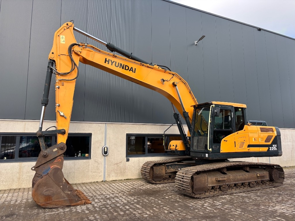 Hyundai HX 220 L - HX 220 - HX220L - Crawler excavator: picture 1 Hyundai HX 220 L - HX 220 - HX220L - Crawler excavator: picture 1