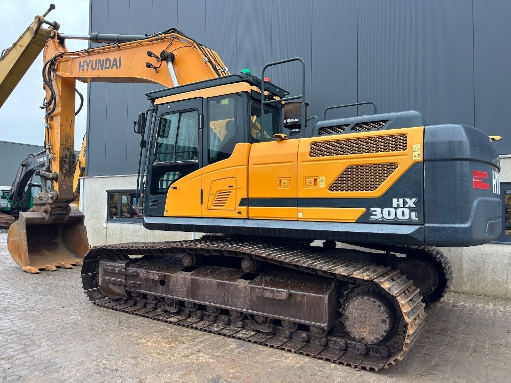 Hyundai HX 300 L - HX300 - HX300L - Crawler excavator: picture 3 Hyundai HX 300 L - HX300 - HX300L - Crawler excavator: picture 3