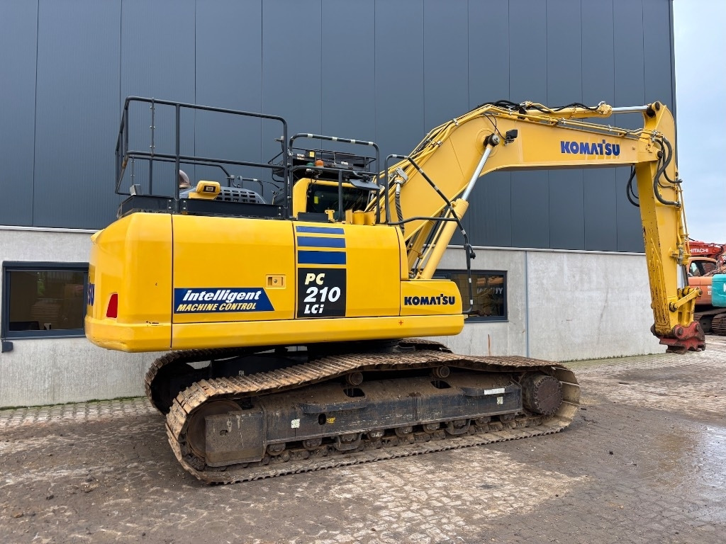 Crawler excavator Komatsu PC210LC-10 - PC 210 LC-10 - PC 210 - PC210LC-11: picture 6 Crawler excavator Komatsu PC210LC-10 - PC 210 LC-10 - PC 210 - PC210LC-11: picture 6