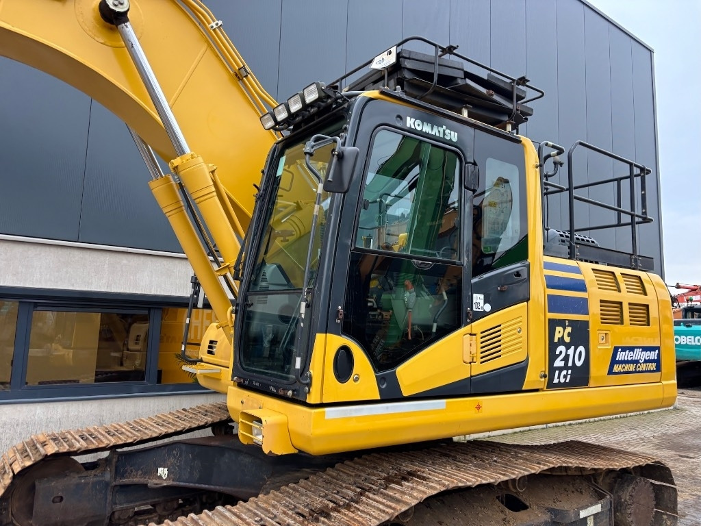 Crawler excavator Komatsu PC210LC-10 - PC 210 LC-10 - PC 210 - PC210LC-11: picture 10 Crawler excavator Komatsu PC210LC-10 - PC 210 LC-10 - PC 210 - PC210LC-11: picture 10