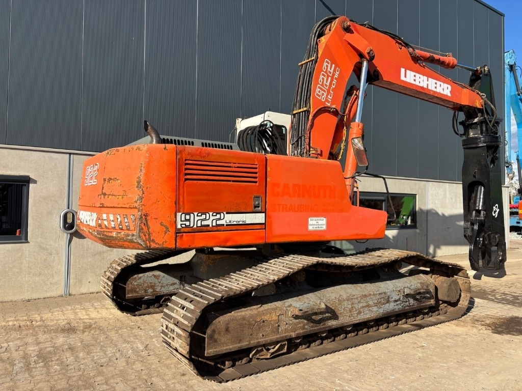 Liebherr R 922 HD S L with LaBounty Shear - Crawler excavator: picture 5 Liebherr R 922 HD S L with LaBounty Shear - Crawler excavator: picture 5