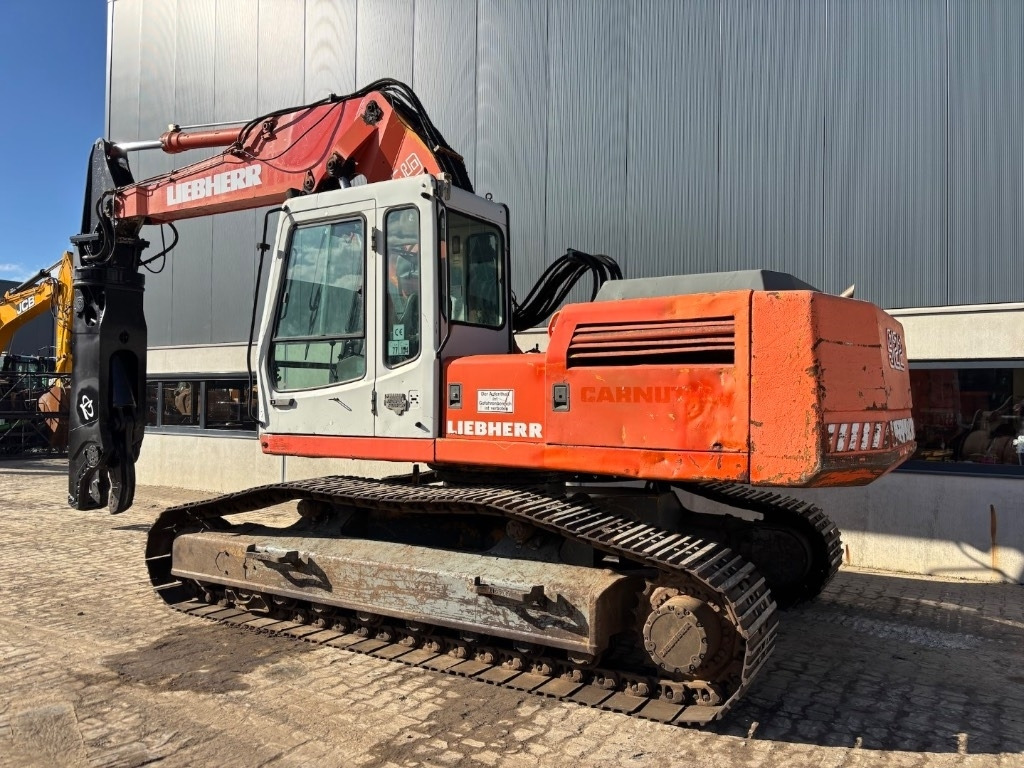 Liebherr R 922 HD S L with LaBounty Shear - Crawler excavator: picture 3 Liebherr R 922 HD S L with LaBounty Shear - Crawler excavator: picture 3
