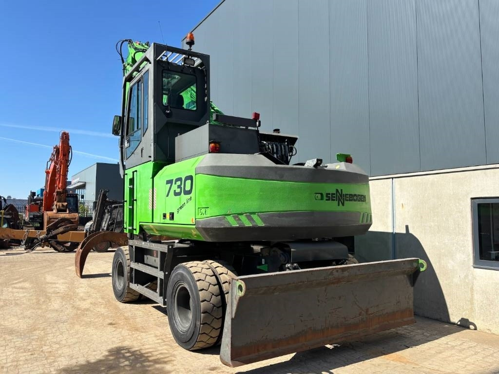 Sennebogen 730 -- Wood application -- incl grapple - Waste/ Industry handler: picture 3 Sennebogen 730 -- Wood application -- incl grapple - Waste/ Industry handler: picture 3
