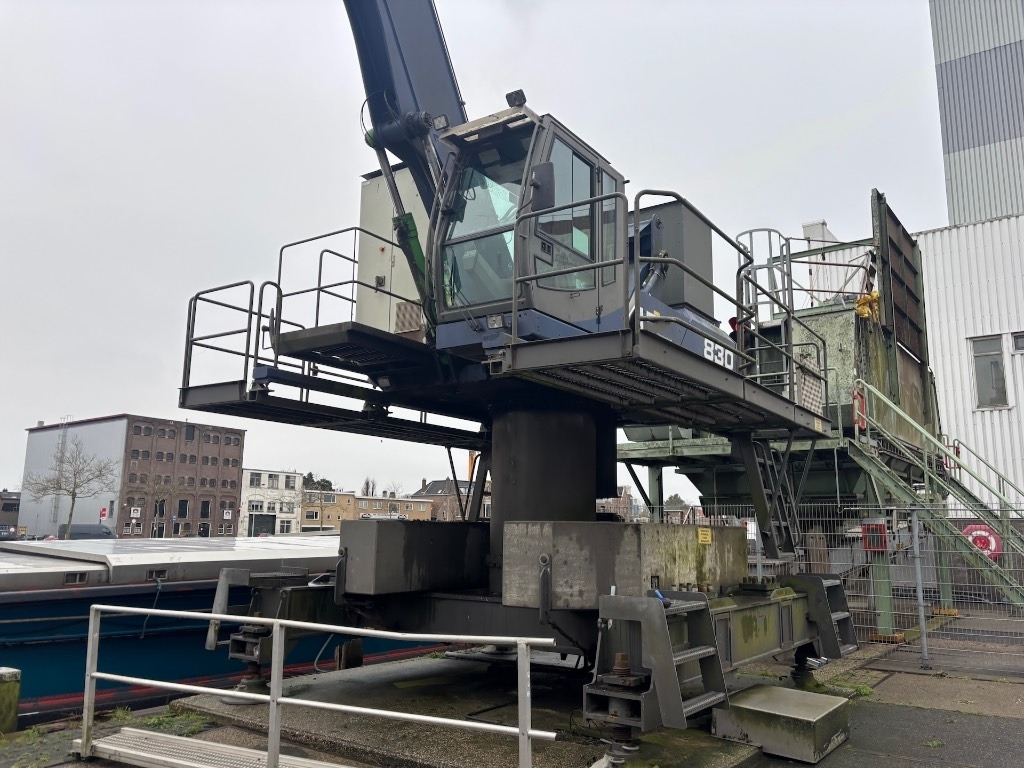 Sennebogen 830 Electric / 830A - Waste/ Industry handler: picture 5 Sennebogen 830 Electric / 830A - Waste/ Industry handler: picture 5