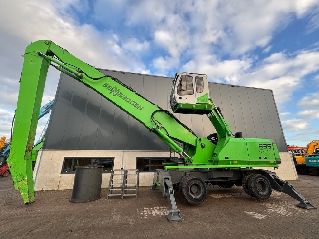 Sennebogen 835 - 835M - with 1.5M Pylon and new engine - Waste/ Industry handler: picture 2 Sennebogen 835 - 835M - with 1.5M Pylon and new engine - Waste/ Industry handler: picture 2