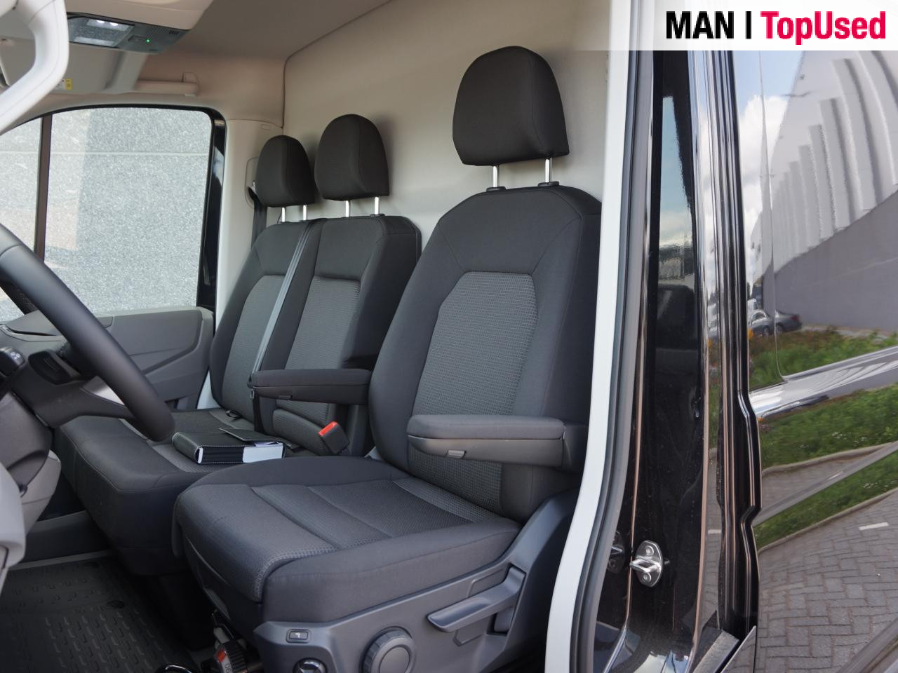 MAN TGE 3.140 4X2F SB / Aut / Facelift / Geen BPM / Na - Panel van: picture 3 MAN TGE 3.140 4X2F SB / Aut / Facelift / Geen BPM / Na - Panel van: picture 3