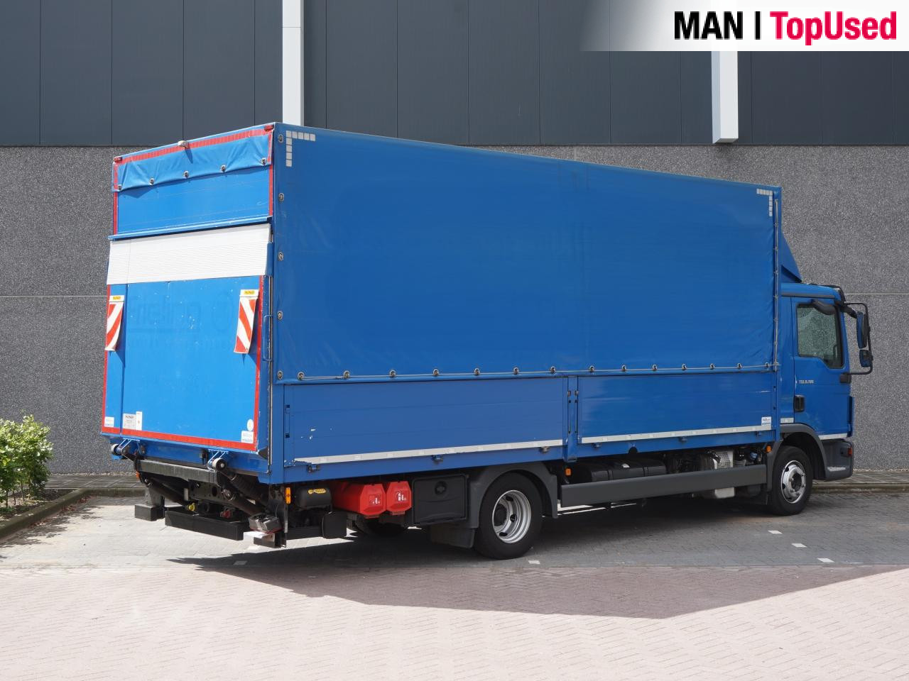 MAN TGL 8.190 4X2 BL - Dropside/ Flatbed truck: picture 2 MAN TGL 8.190 4X2 BL - Dropside/ Flatbed truck: picture 2