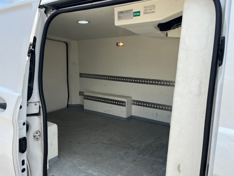 Mercedes-Benz Vito / 114 CDI / L2H1 / Frigo / gekoelde laadbak / APK-TUV 05-26 - Small van: picture 4 Mercedes-Benz Vito / 114 CDI / L2H1 / Frigo / gekoelde laadbak / APK-TUV 05-26 - Small van: picture 4