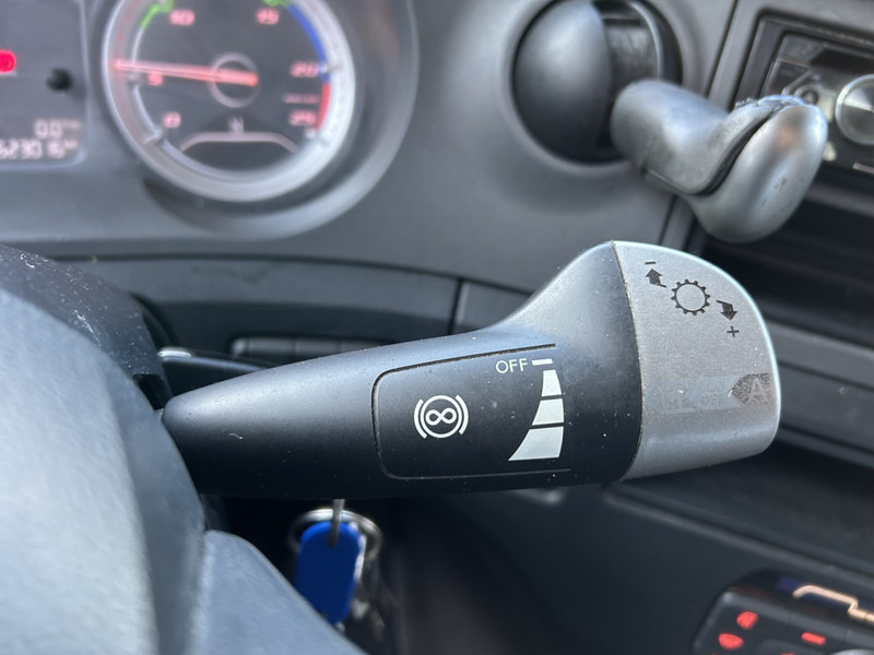 DAF CF 410 FT Space Cab / 623 dkm / New Tacho V2 / APK TUV 03-26 - Tractor unit: picture 5 DAF CF 410 FT Space Cab / 623 dkm / New Tacho V2 / APK TUV 03-26 - Tractor unit: picture 5