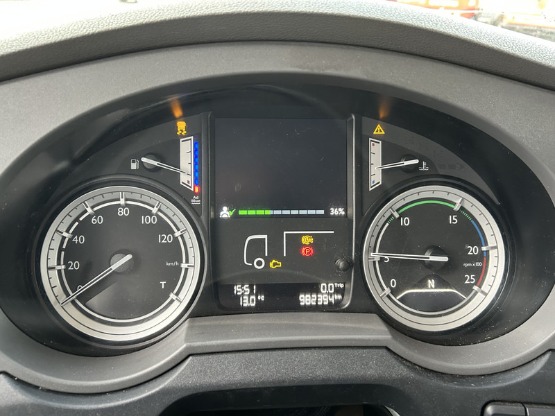 DAF XF 440 FT SC / Smart Tacho V2 / 2 Tanks / Stand Klima - Tractor unit: picture 4 DAF XF 440 FT SC / Smart Tacho V2 / 2 Tanks / Stand Klima - Tractor unit: picture 4