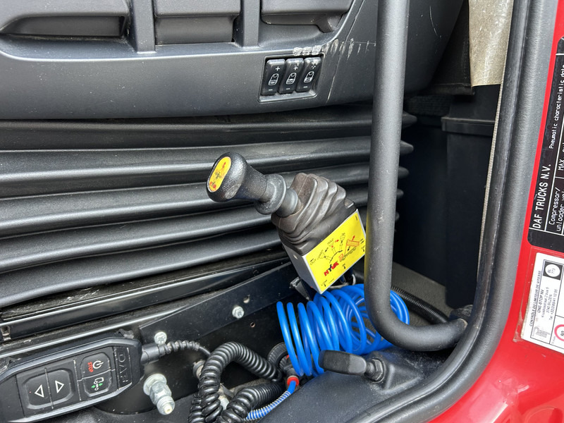 Tractor unit DAF XF 480 FT SC / 708 dkm / PTO Hydraulic / Stand Airco / APK TUV 06-26: picture 9