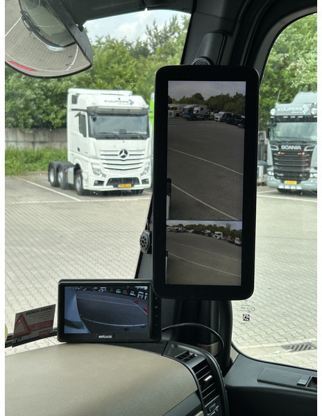 Tractor unit Mercedes-Benz Actros 1845 Gigaspace / 549 dkm / 2 Tanks / Stand Airco / New Tacho V2: picture 8