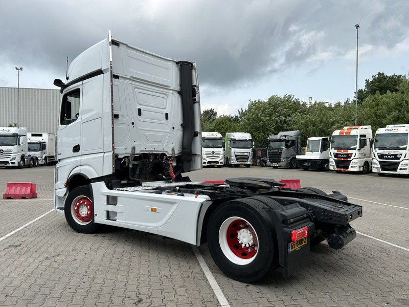 Tractor unit Mercedes-Benz Actros 1845 Gigaspace / 549 dkm / 2 Tanks / Stand Airco / New Tacho V2: picture 19