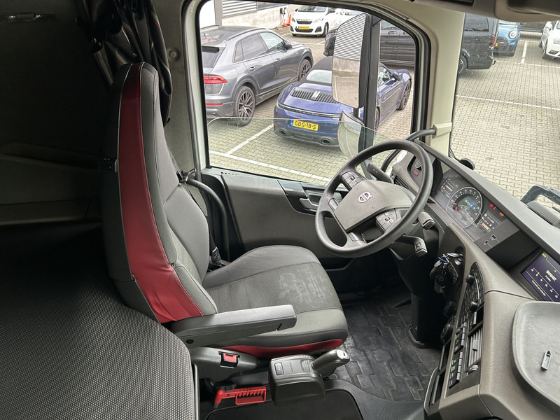 Volvo FH 420 Globetrotter / 842 dkm / VEB+ / Smart Tacho V2 / Dynamic Steering - Tractor unit: picture 3 Volvo FH 420 Globetrotter / 842 dkm / VEB+ / Smart Tacho V2 / Dynamic Steering - Tractor unit: picture 3
