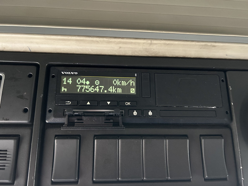 Tractor unit Volvo FH 500 Globetrotter / 775 dkm / New Tacho V2 / VEB+ / PTO Hydraulic: picture 8