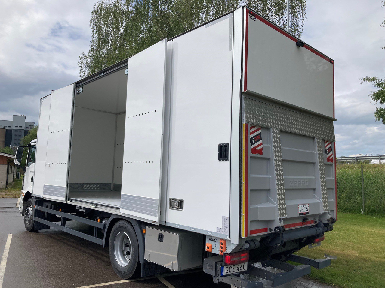 TGM 18.290 18-ppl ÖBS - Box truck: picture 4 TGM 18.290 18-ppl ÖBS - Box truck: picture 4