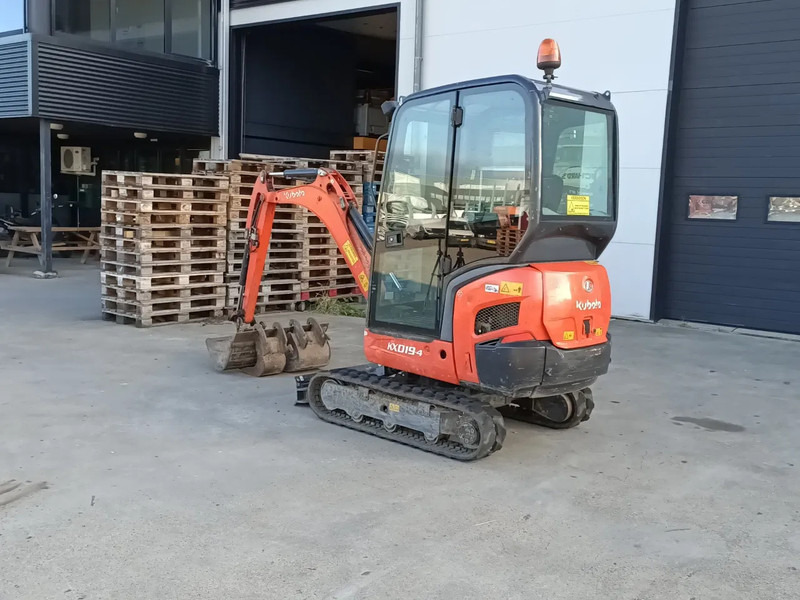 Kubota KX019-4 - Mini excavator: picture 2 Kubota KX019-4 - Mini excavator: picture 2