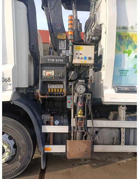 Truck DAF CF 290 CF290 FAN met boven laadkraan Hiab XS211W Hipro: picture 12