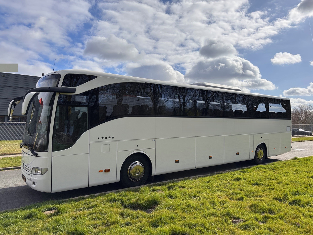 Mercedes TOURISMO RHD-M/2A, 56 pl. (6 gear hand!) - Coach: picture 3 Mercedes TOURISMO RHD-M/2A, 56 pl. (6 gear hand!) - Coach: picture 3
