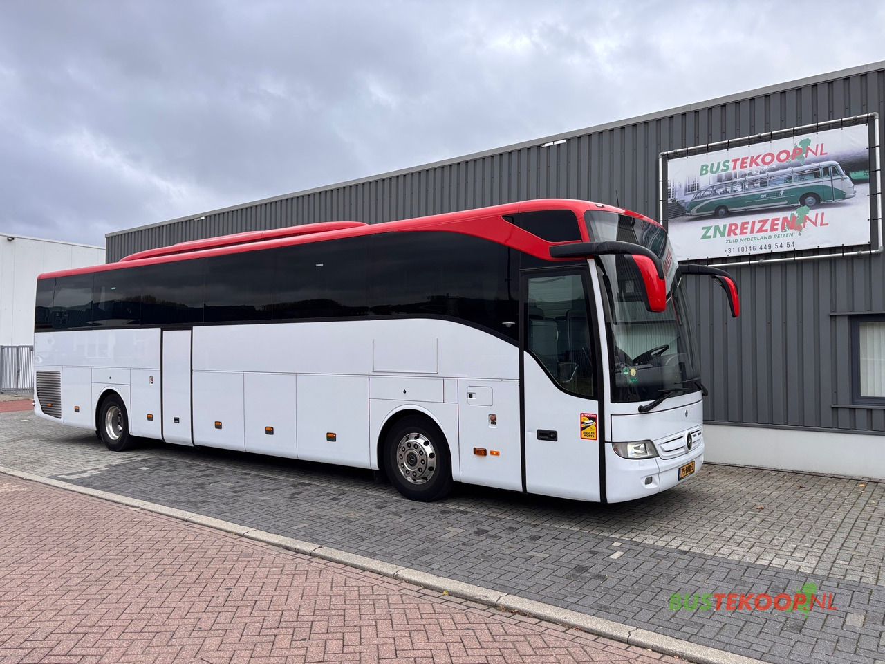 Mercedes TOURISMO RHD-M/2A - Coach: picture 1 Mercedes TOURISMO RHD-M/2A - Coach: picture 1