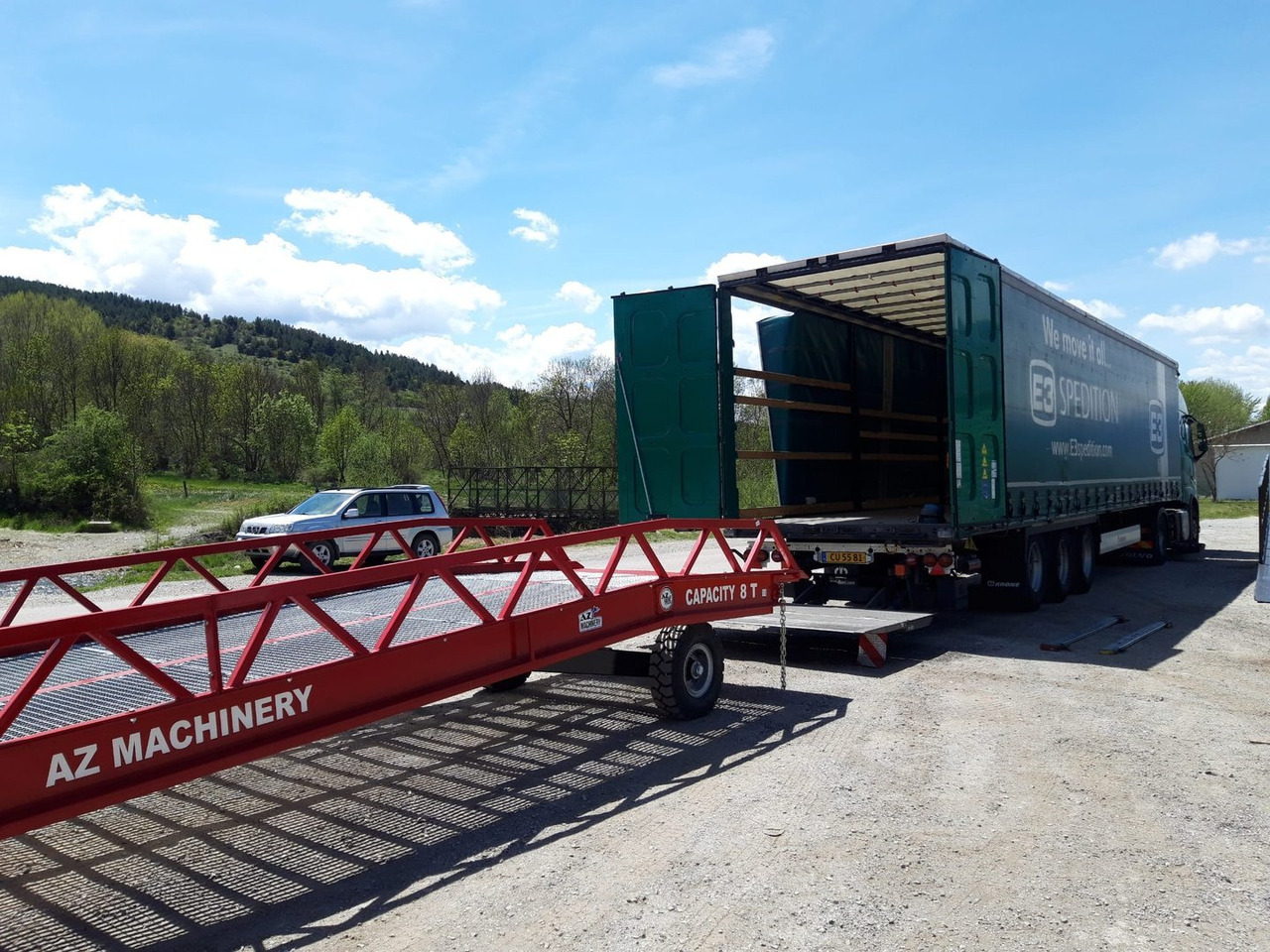 Loading ramp AZ RAMP-EASY XL-8 . USED Mobil Loading Ramp  WIDE With Level Off, 8 t Capacity: picture 1