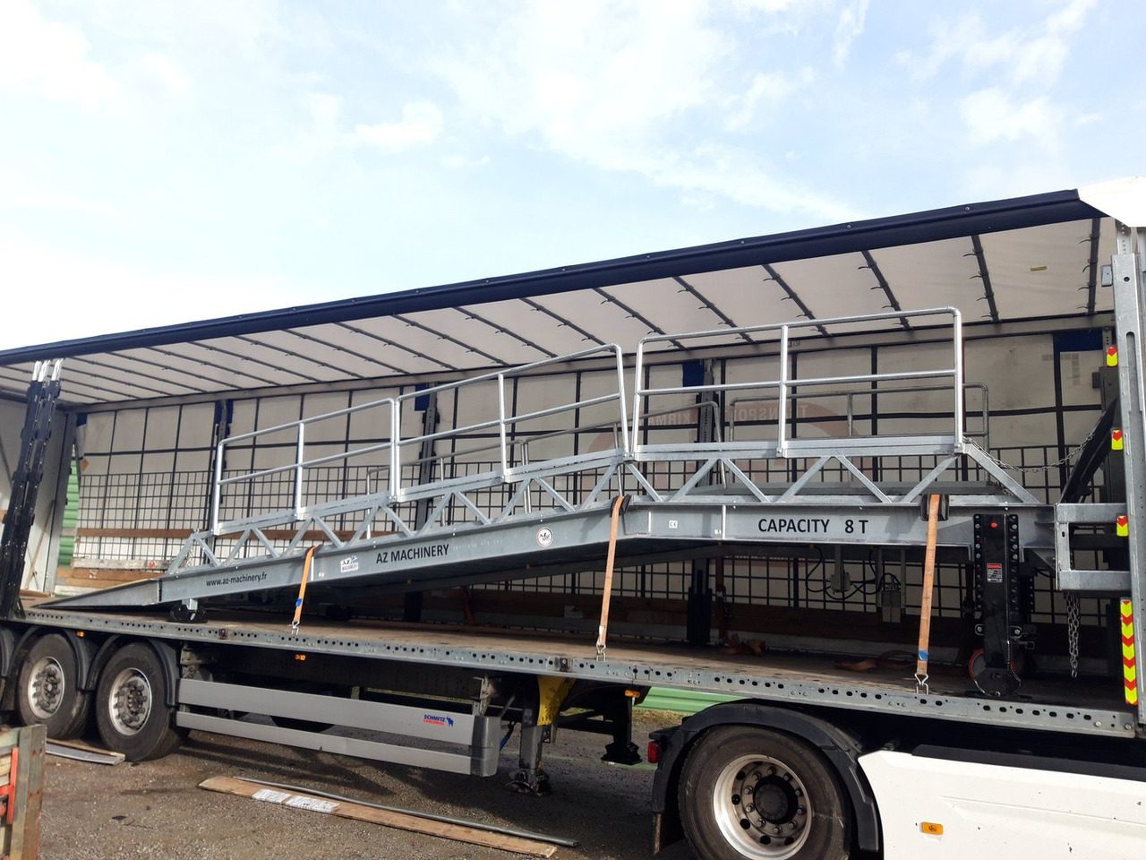 Loading Ramp with with hydraulic tilting bridge -  AZ RAMP - STAR- 8T FULL GALVA leasing Loading Ramp with with hydraulic tilting bridge -  AZ RAMP - STAR- 8T FULL GALVA: picture 17